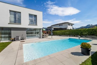 Splendide villa individuelle contemporaine avec piscine dans un quartier résidentiel de standing !