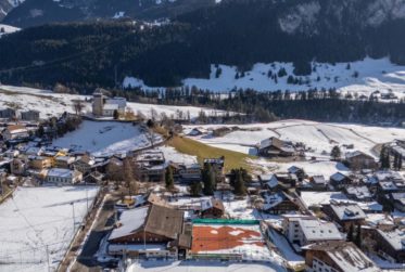 Splendide chalet avec piscine – Un cadre unique pour une vie d’exception !