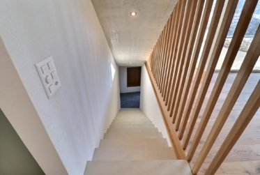 Superbe villa individuelle contemporaine neuve de 5.5 pièces avec vue imprenable sur le Moléson et le Cousimbert