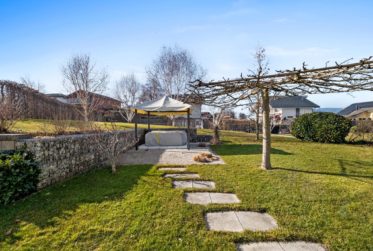 Splendide villa de 5.5 pièces dans un quartier paisible et très recherché !