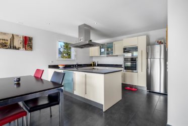 Splendide villa de 5.5 pièces dans un quartier paisible et très recherché !