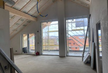 DERNIER APPARTEMENT 5,5 PIECES (DERNIER ETAGE)