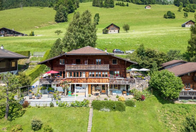 Chalet mitoyen en triplex jouissant d'une situation exceptionnelle