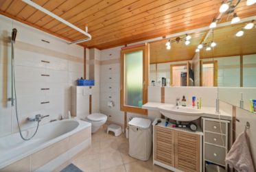 Chalet mitoyen en triplex jouissant d'une situation exceptionnelle