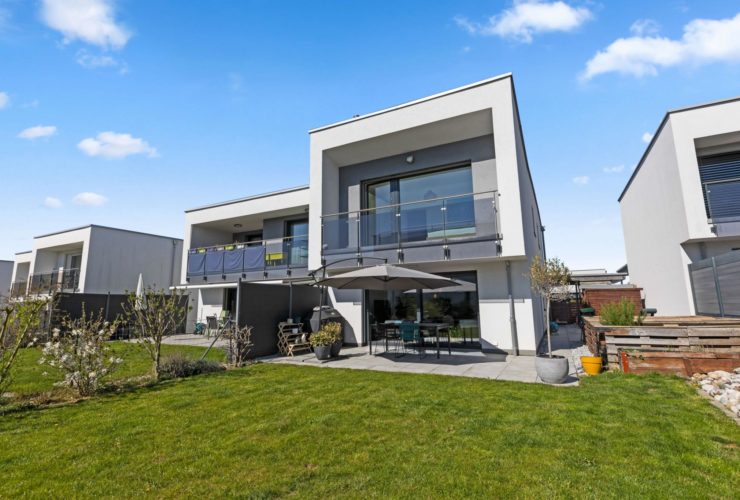 À vendre à Riaz – Spacieux duplex de 4.5 pièces avec jardin et terrasse dans un cadre villageois privilégié
