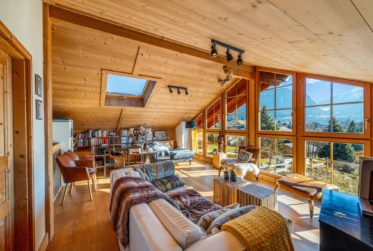 SPLENDIDE CHALET 5.5 PIÈCES AVEC SITUATION EXCEPTIONNELLE !