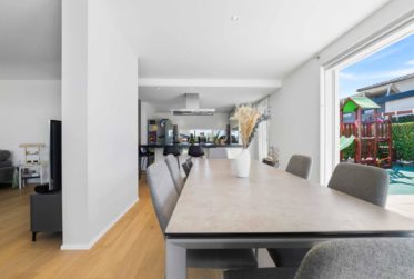 Splendide villa individuelle contemporaine avec piscine dans un quartier résidentiel de standing !