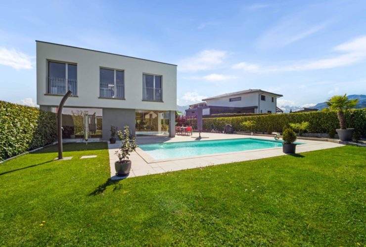 Splendide villa individuelle contemporaine avec piscine dans un quartier résidentiel de standing !