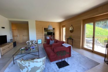 DERNIER ÉTAGE, MAGNIFIQUE DUPLEX 5,5 PIÈCES