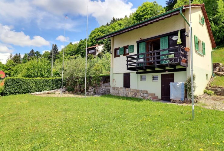 Un écrin de quiétude face au lac de la Gruyère – Chalet individuel à La Berra