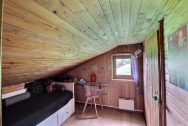 Un écrin de quiétude face au lac de la Gruyère – Chalet individuel à La Berra