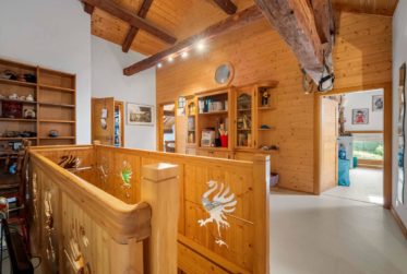 Somptueux appartement triplex de 8.5 pièces dans une ferme rénovée classée, au cœur de Marsens
