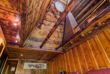 Somptueux appartement triplex de 8.5 pièces dans une ferme rénovée classée, au cœur de Marsens
