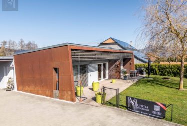 Magnifique villa d'architecte de 5.5 pièces sur un niveau – Confort, modernité et cadre idyllique