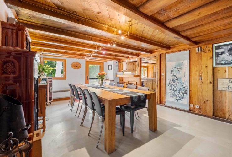 Somptueux appartement triplex de 8.5 pièces dans une ferme rénovée classée, au cœur de Marsens