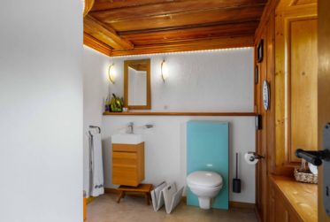 Somptueux appartement triplex de 8.5 pièces dans une ferme rénovée classée, au cœur de Marsens