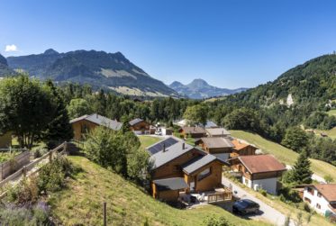 SPLENDIDE CHALET 5.5 PIÈCES AVEC SITUATION EXCEPTIONNELLE !