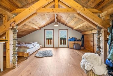 Superbe chalet rénové avec vue panoramique et ensoleillement optimal