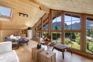 SPLENDIDE CHALET 5.5 PIÈCES AVEC SITUATION EXCEPTIONNELLE !