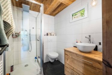 Superbe chalet rénové avec vue panoramique et ensoleillement optimal