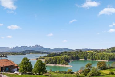 Magnifique duplex de prestige face au lac au cœur de la Gruyère !