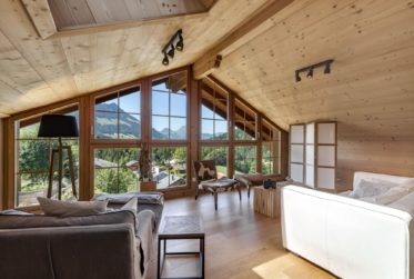 SPLENDIDE CHALET 5.5 PIÈCES AVEC SITUATION EXCEPTIONNELLE !