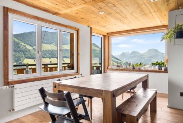 Superbe chalet rénové avec vue panoramique et ensoleillement optimal