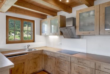 SPLENDIDE CHALET 5.5 PIÈCES AVEC SITUATION EXCEPTIONNELLE !
