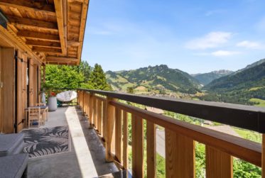 Superbe chalet rénové avec vue panoramique et ensoleillement optimal