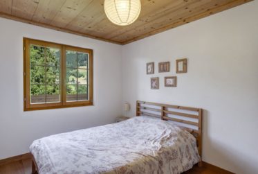 SPLENDIDE CHALET 5.5 PIÈCES AVEC SITUATION EXCEPTIONNELLE !