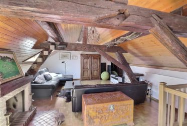 Magnifique maison villageoise jouissant d'une vue exceptionnelle