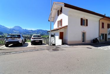 Magnifique maison villageoise jouissant d'une vue exceptionnelle