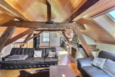 Magnifique maison villageoise jouissant d'une vue exceptionnelle