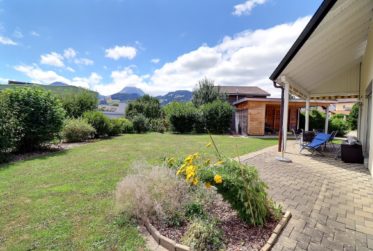 Harmonie entre nature et confort – belle villa individuelle de 5.5 pièces