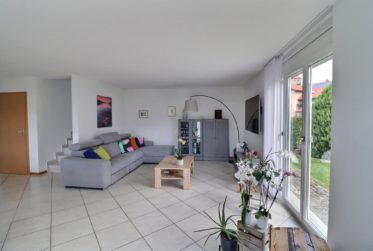 Harmonie entre nature et confort – belle villa individuelle de 5.5 pièces
