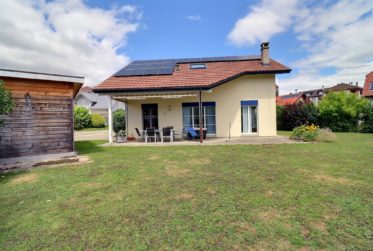 Harmonie entre nature et confort – belle villa individuelle de 5.5 pièces