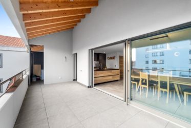 Duplex 5.5 pièces d'exception en attique au cœur du village de Broc !