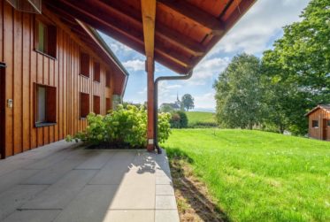 Ferme exceptionnelle de caractère entièrement rénovée au cœur de la campagne fribourgeoise