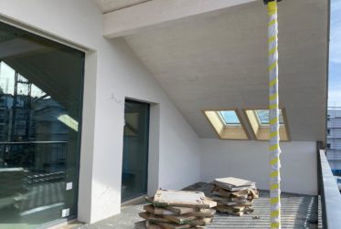 Attique 4,5 pièces, au centre du village