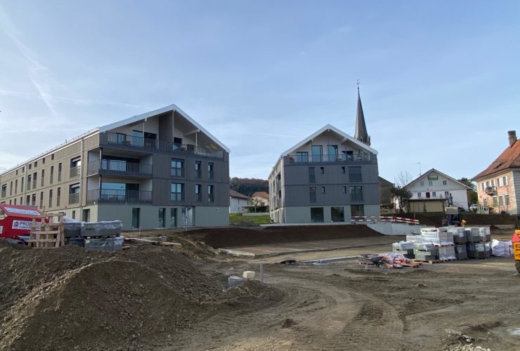 Attique 4,5 pièces, au centre du village