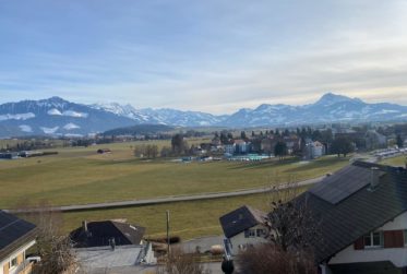 Tout dernier !!! Magnifique attique 4,5 ou 5.5 pièces, au cœur de la Gruyère !