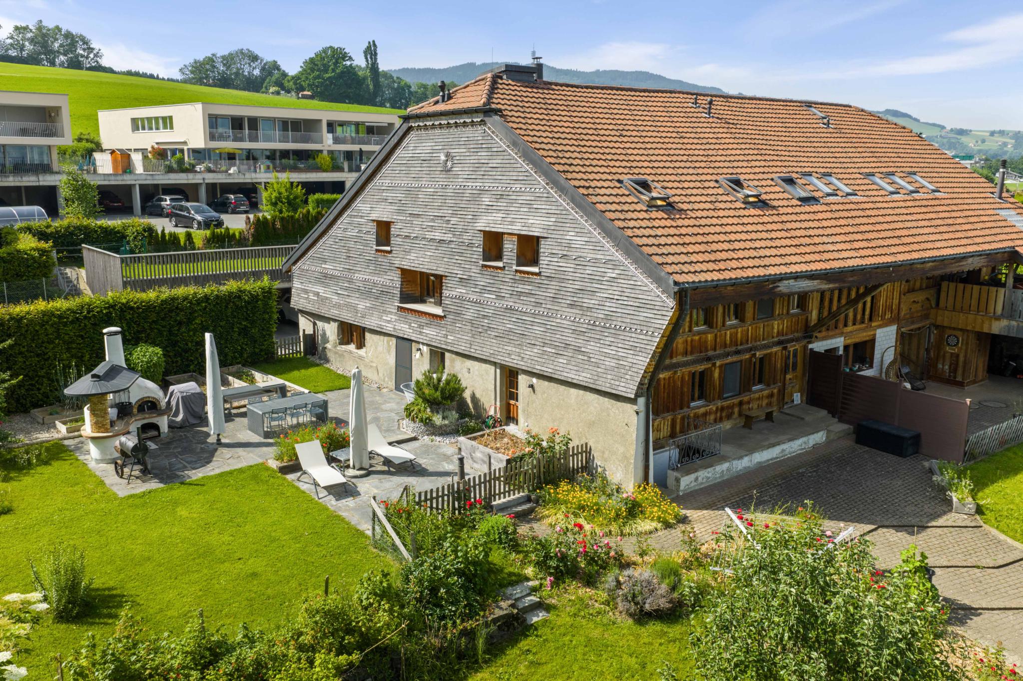 Somptueuse ferme rénovée de 8.5 pièces au cœur de Marsens !