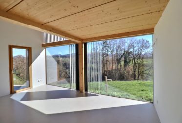 Charmante maisonnette individuelle en PPE avec vue panoramique exceptionnelle !