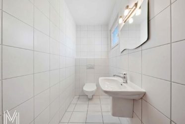 Villa d'exception de 6,5 pièces dans un quartier calme résidentiel avec vue exceptionnelle !