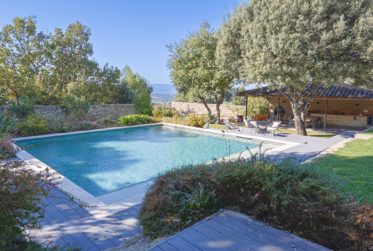 Magnifique propriété contemporaine dans un cadre privilégié !