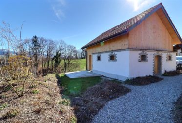 Charmante maisonnette individuelle en PPE avec vue panoramique exceptionnelle !