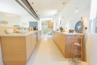 Un lieu d’exception, où la nature, l’architecture et le confort moderne s’unissent pour créer une propriété unique !