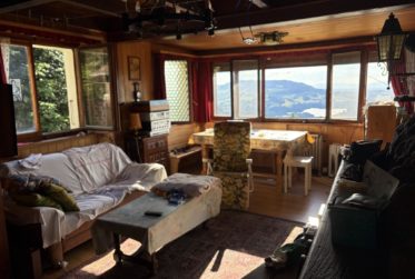 Chalet authentique avec vue imprenable sur le Lac de la Gruyère