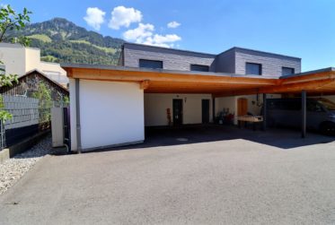 Magnifique maison jumelée contemporaine construction bois de 4,5 pièces avec terrasse et jardin privatif !