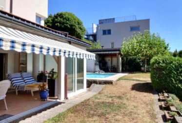Superbe maison 6,5 pièces avec un dégagement et vue d'exception